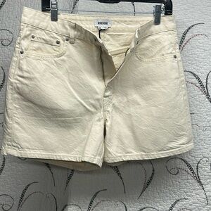 Weekday organic cotton blend off white denim shorts